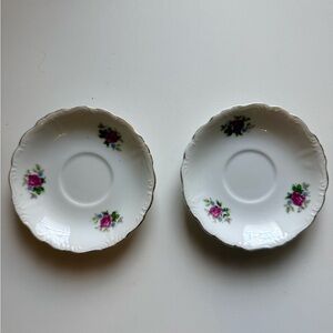 Floral White Saucer Set